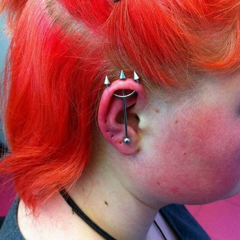 Upper Ear Piercing Ideas, Trident Piercing, Piercing Guide, Upper Ear Piercing, Ear Piercing Ideas, New Piercing, Pain Scale, Types Of Ear Piercings, Ear Lobe Piercings