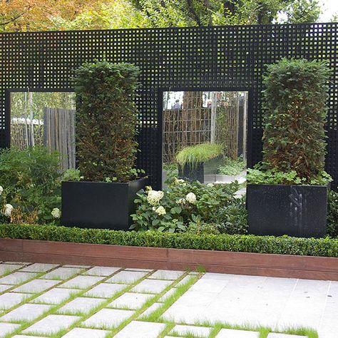 Mirrors In The Garden Ideas, Backyard Mirror, Narrow Garden, Garden Fence Panels, Herb Garden Design, Tiered Garden, Garden Mirrors, Outdoor Landscape Lighting, Outdoor Mirror