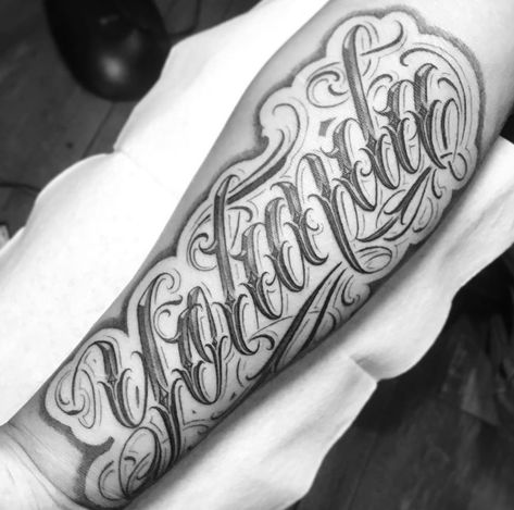 Lettering Malandro, Pencil Challenge, Tattoo Name Fonts, Script Tattoos, Lettering Tattoos, Script Tattoo, Chicano Lettering, Tattoo Lettering Styles, Tattoo Lettering Fonts