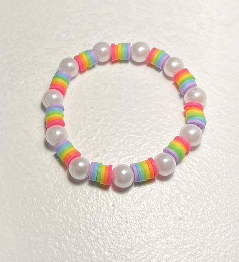 Bracelets Preppy, Pulseras Kandi, Make Clay Beads, Colorful Bead Bracelets, Pony Bead Bracelets, Clay Bead Necklace, Preppy Bracelets, Homemade Bracelets, Bracelet Craft Diy