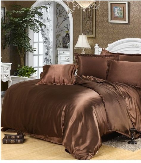 Quilt Duvet Cover, Black Bed Linen, Silk Duvet Cover, Quilt Duvet, Double Bed Sheets, Fitted Bed, Silk Bedding Set, Lit King Size, Silk Sheets