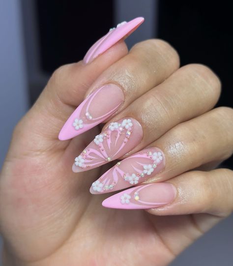 Simple Butterfly Nail Designs, Butterfly Nails Pink, Pink Butterfly Nails, Art Nail Designs, Acrylic Toe Nails, Sassy Nails, Hard Nails, Fantasy Nails, Gel Nails Diy