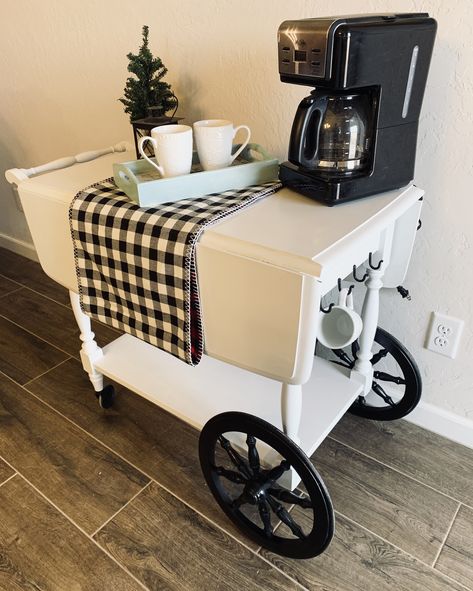 Vintage Tea Cart Ideas, Teacarts Makeover, Tea Cart Decor, Tea Cart Ideas, Tea Cart Makeover, Bev Cart, Diy Interior Shutters, Drink Trolley, Tea Carts