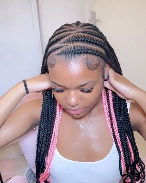 SUPREMÉ on Instagram: "Peakaboo ‘SUPREMÉ Fulani braids💗’ Follow - @_supremetouch Link in bio. • • • • • #braids #braid #hair #hairstylist #hairstyle #braidstyles #neatbraids #bohemian #knotlessbraids #explorepage #explore #exploremore #fyp #nofliter #fulanibraids" Pink And Brown Fulani Braids, Fulani Peekaboo Braids, Fulani Bohemian Braids, Peekaboo Fulani Braids, Curly Hair Baby, Kid Hair, Prettiest Girl, Protective Hairstyles For Natural Hair, Bohemian Braids