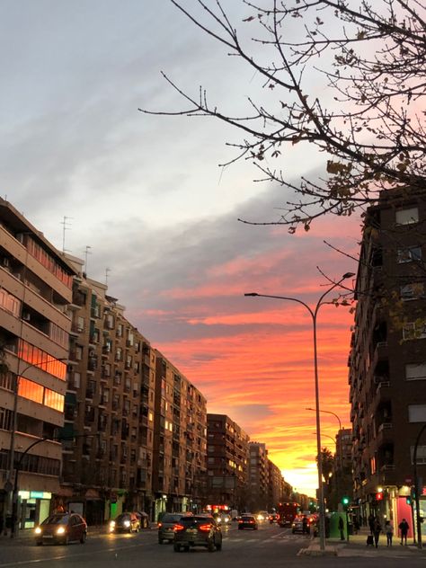 Sunset Building, City Sky, Sunset City, Visual Board, City Landscape, Sunset Pictures, Sunset Sky, Sky Aesthetic, Real Madrid