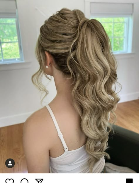 Prom Updos For Long Hair Ponytail, Loose Curl Ponytail, Formal Hair Ponytail, Hairstyles Ponytail High Pony, Glam Ponytail Hairstyles, Ponytail Curly Hairstyles, Curled High Ponytail, Short Curly Bobs, Ponytail Bridal Hair