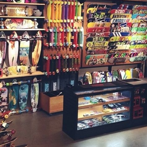 Have you ever seen a #Zumiez store this clean? Neither have we.... Zumiez Store, Skate Shop Design, Wall Hat Racks, Skateboard Room, Modern Playground, Wall Hats, Board Shop, Skate Store, Skateboard Shop