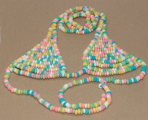 Candy Necklace, Bra Tape, Classic Candy, Sugar Candy, Candy Necklaces, Diy Candy, St Valentin, Toy Store, Festival Bra