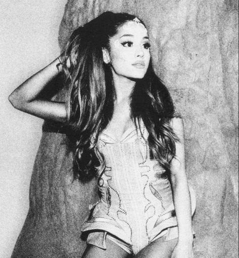 アリ + follow avediaries on instagram for ariana updates ! 🤍 Ariana Grande The Way, My Everything Ariana Grande, Ariana Grande Poster, Ariana Instagram, Ariana Grande Music Videos, Ariana Grande Dangerous Woman, Ariana Grande Cute, Ariana Grande Photoshoot, Ariana Grande Photos