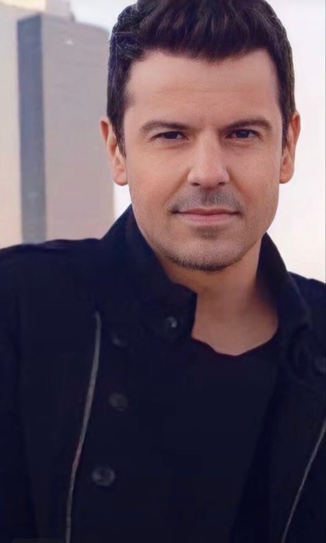 Jordan Knight Recently Picture, Knight Pictures, Joey Mcintyre, Jordan Knight, Celebrity Guys, New Picture, New Kids On The Block, Cute Celebrity Guys, Cute Celebrities