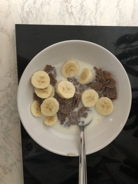 Breakfast For Diet, Bran Flakes, Food Motivation, Healthy Food Motivation, My Fitness, Milk And Honey, Calorie Counting, Bananas, Healthy Food