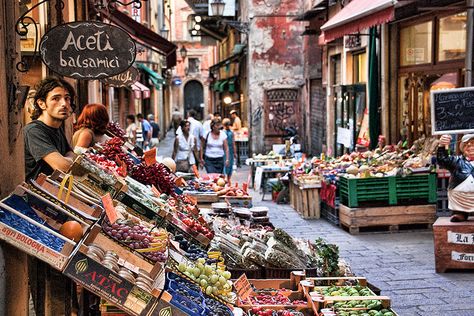 Bologna, Via Pescherie Vecchie. This old market area (around Via Clavature, Via Drapperie, etc.) is full of beautiful grocery stores, prosciutterie, osterie, etc. The Old Curiosity Shop, Old Market, Medieval Market, Pier Paolo Pasolini, Best Of Italy, Bologna Italy, Places In Italy, Walled City, Visit Italy