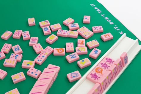 Mahjong Tiles, Game Table, Table Accessories, Table Games, Game Room, Packaging Design, Playing Cards, House Interior, Design Ideas