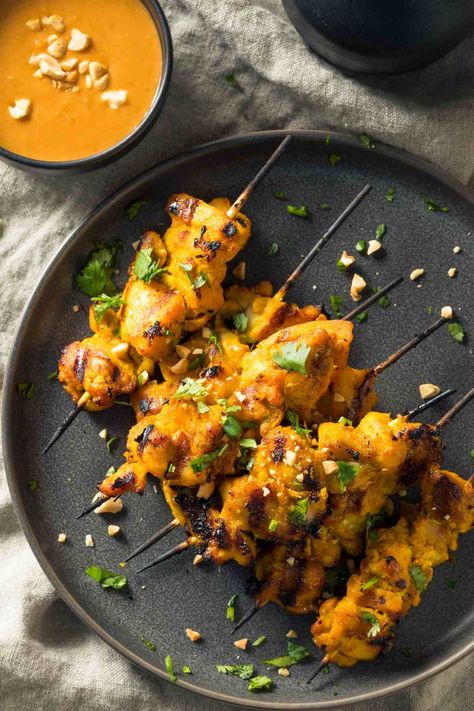 13 Best Thai Appetizers That Are Easy to Make at Home - IzzyCooking Chicken Satay Marinade, Thai Satay, Thai Appetizer, Thai Chicken Satay, Chicken Satay Skewers, Chicken Satay Recipe, Satay Recipe, Satay Chicken, Low Calorie Chicken