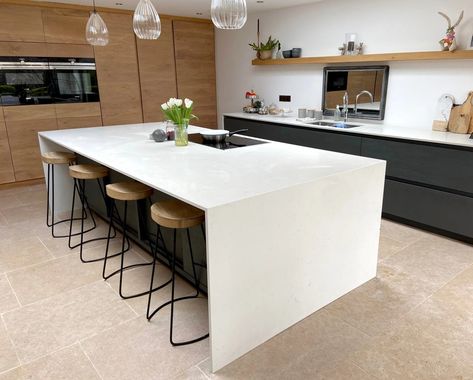 💼 | Project Showcase: White Marble-Effect Quartz Worktops Transform Herefordshire Kitchen - - - How can white quartz worktops transform a modern kitchen? This Herefordshire project reveals the stunning impact of marble-effect quartz surfaces. Find out more! - - - 👉 Read in full on our website (link in bio) and discover more great case studies in our online portfolio. - - - At Marble & Granite Designs, we specialise in creating bespoke stone surfaces that elevate the beauty and functio... Quartz Worktop Kitchen, Granite Wall Tiles, Limestone Wall Cladding, White Kitchen Worktop, Granite Floor Tiles, Travertine Floor Tile, Granite Kitchen Island, Quartz Worktop, Marble Kitchen Island