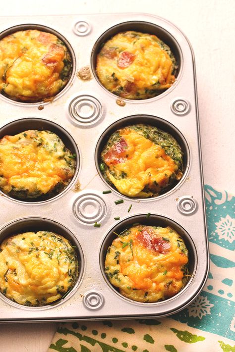 Cheesy Bacon & Chives Omelet Cups Recipe Bacon Appetizers, Cheesy Bacon, Delicious Breakfast Recipes, Muffin Tin, Recipes From Heaven, Breakfast Foods, Breakfast Recipe, Breakfast Time, Breakfast Food