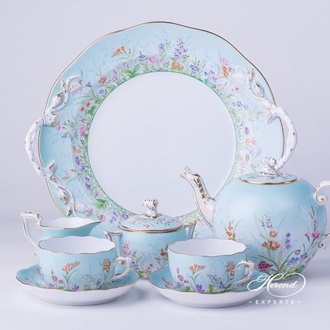 Pc Cake, Fine China Tea Set, Herend China, Tea Cup Design, Vase Deco, Tafel Decor, Pretty Tea Cups, Pretty China, Porcelain Tea Set