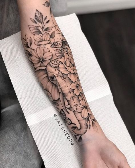 Elephant Sleeve Tattoos For Women, Arm Elephant Tattoo, Tattoo Brazo Mujer, Girly Sleeve Tattoo, Elephant Thigh Tattoo, Unique Half Sleeve Tattoos, Arm Sleeve Tattoos For Women, Half Sleeve Tattoos, Quarter Sleeve Tattoos