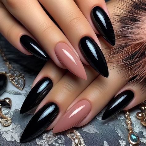 Nails Inspo Baddie, Fall Nail Art Designs, Fall Nail Art, Chic Nails, Creative Nails, Nail Accessories, Stiletto Nails, False Nails, Almond Nails