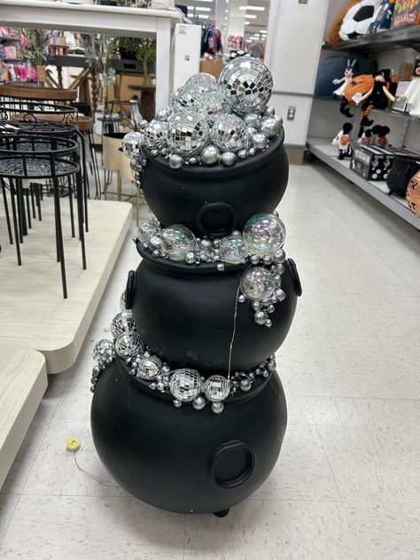 Halloween Decor With Disco Balls, Disco Halloween Party Ideas, Disco Ball Cauldron, Disco Ball Halloween Decor, Disco Cauldron, Halloween Disco Party, Disco Halloween Decor, Diy Halloween Cauldron, Cauldron Decoration Ideas