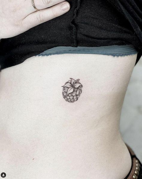 Fine Line Blackberry Tattoo, Small Raspberry Tattoo, Raspberry Tattoo Black, Rasberry Tattoos Simple, Raspberry Tattoo Minimalist, Blackberry Tattoos, Small Fruit Tattoos, Raspberry Tattoos, Berry Tattoo