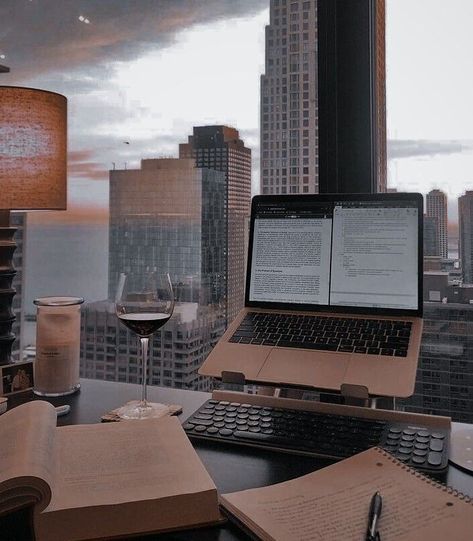 Study Motivation Inspiration, Future Lifestyle, Studying Inspo, Dream Lifestyle, Study Hard, Study Time, School Motivation, Study Inspiration, City Aesthetic