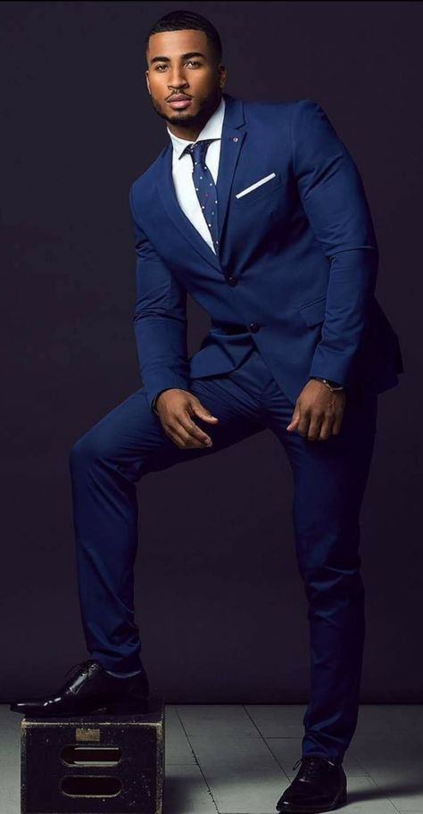 Black Man Blue Suit, Tux Photoshoot, Suits For Dark Skinned Men, Prom Suits For Guys, Prom Outfits For Guys, Drake Clothing, Prom For Guys, Dark Blue Suit, Stylish Mens Suits