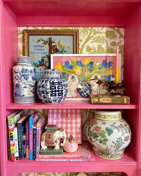 Whimsical Eclectic Home, Maximalist Decor Shelves, French Maximalist Decor, Maximalist Bookshelf Styling, Colorful Grandmillenial, Maximalist Shelf Decor, Shelf Decor Eclectic, Maximalist Bookshelf, Productive Work