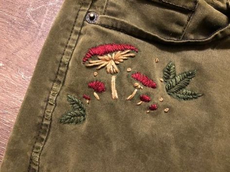 Mushroom Embroidery, Clothes Embroidery Diy, Embroidery On Clothes, Cute Embroidery, Sewing Embroidery Designs, Hand Embroidery Art, Embroidered Clothes, Embroidered Jacket, Embroidery Inspiration