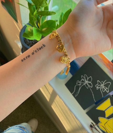 bts tattoo Coldplay Tattoo, Zero O Clock, Hexagon Tattoo, Kpop Tattoos, Army Tattoos, Bts Tattoos, Clock Tattoo, Stylist Tattoos, Simplistic Tattoos