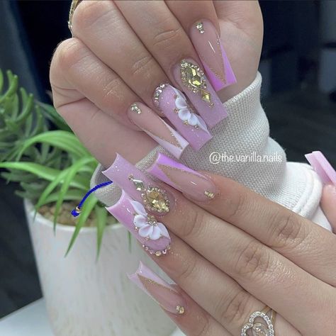 Tangled Themed Acrylic Nails, Tangled Rapunzel Acrylic Nails, Rapunzel Themed Nails, Nail Ideas Pedicure, Tangled Themed Nails, Rapunzel Nails Acrylic, Rapunzel Theme Quinceanera, Rapunzel Inspired Nails, Tangled Inspired Nails