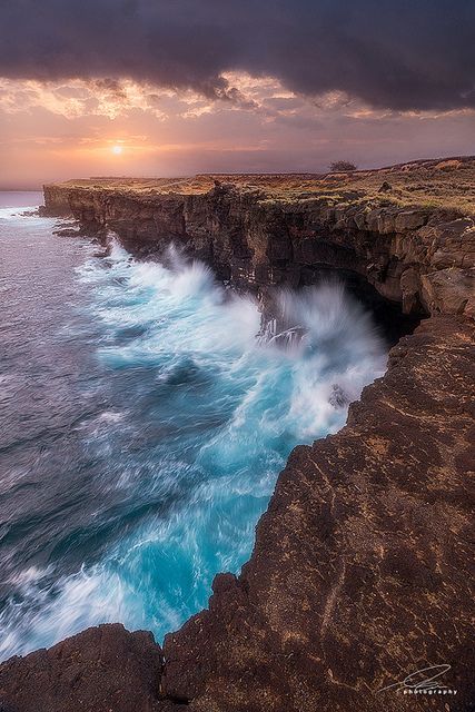 south point Mother Nature Goddess, Fever Series, South Point, Nature Goddess, Scenery Photography, Image Nature, Nature Artwork, Big Island Hawaii, Nature Drawing