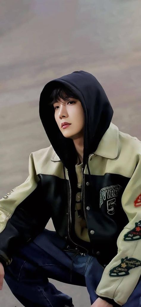 Bts J-hope Cute, Hope On The Street, Jhope Bts Wallpaper, J Hope Selca, J-hope Photoshoot, J Hope Smile, Hope Wallpaper, Jhope Cute, Bts Group Photos