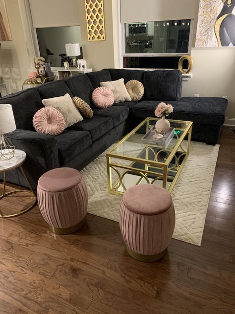 Pink Black And Gold Decor, Living Room Decor Ideas Pink, Black Couch Pink Pillows Ideas, Grey Pink Black Living Room, Black Tan And Pink Living Room, Black Living Room With Pink Accents, Dark Great Couch Living Room, Grey Couch With Pink Accents, Black Cream And Pink Living Room