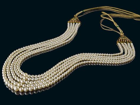 Basara Pearls Jewellery, Basra Pearls Jewellery, Indian Pearl Necklace, Basra Pearls, Beads Haram, Exquisite Diamond Necklace, Antique Pearl Necklace, Hyderabadi Jewelry, Large Pearl Necklace