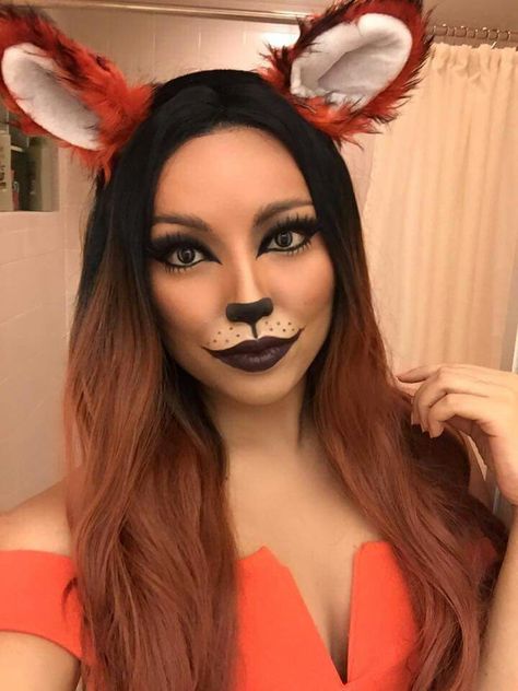 Halloween make up idea Fox Makeup Halloween, Fox Halloween, Humor Life, Fox Makeup, Meme Costume, Videos Humor, Halloween Make-up Looks, Animal Makeup, What Does The Fox Say