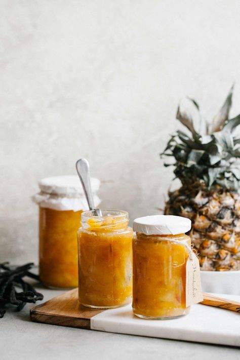 Pineapple jam with mango and persimmon Pineapple Marmalade, Persimmon Jam, Pineapple Jam Recipe, Mango Jam, Pineapple Jam, Beet Hummus, Hot Fudge, Jams & Jellies, Jam Recipes