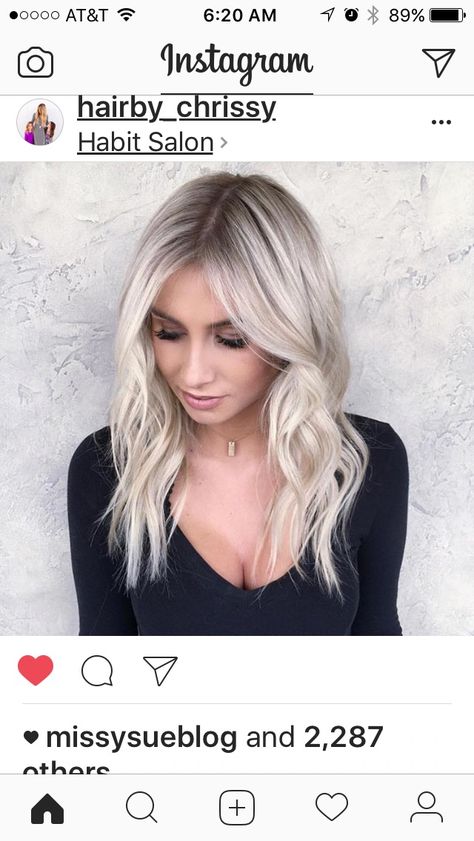 Root Smudge Blonde, Short Platinum Blonde Hair, Root Smudge, Blonde Hair With Roots, Ice Blonde Hair, Icy Blonde Hair, Hair Shadow, Cool Blonde Hair, Shadow Root