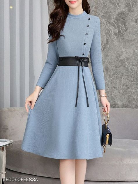 Plain Skater Dress, Peplum Tops, Elegante Casual, Dress Stores Online, فستان سهرة, Dress Silhouette, Ladies Dress Design, Trendy Dresses, Winter Dresses