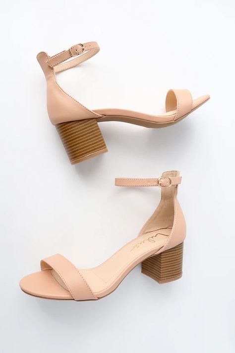 Emmaline Bride - Handmade Wedding Blog Here are the best wedding guest shoes 2022 has to offer in every style! Make sure you subscribe for the… Handmade Wedding Blog Vegan Heels, Comfy Heels, Perfect Wedding Shoes, Dream List, Chique Outfits, Prom Heels, Wedding Guest Shoes, Suede Block Heels, Prom Shoes