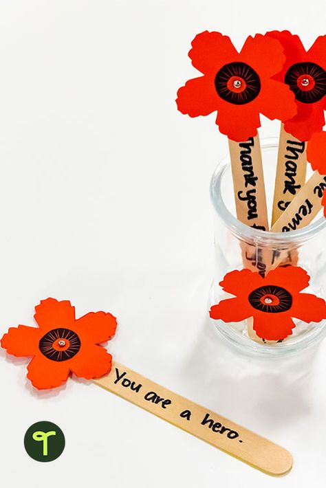 Memorial Day Poppy, Veterans Day Craft, Memorial Day Poppies, Poppy Craft For Kids, Veterans Day Poppy, Prompts Art, Canada Day Crafts, Remembrance Day Activities, Memorial Day Activities