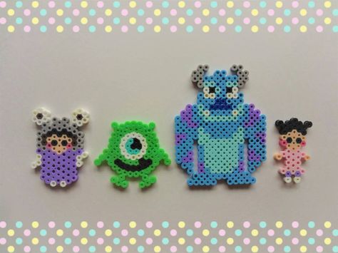 Mini Hama Beads, Perler Bead Creations, Melt Beads Patterns, Hamma Beads Ideas, Easy Perler Bead Patterns, Melty Bead Patterns, Pearl Beads Pattern, Easy Perler Beads Ideas, Fuse Bead Patterns