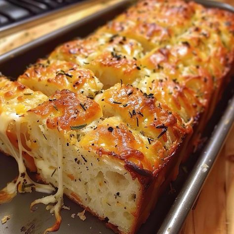 Cheddar Quick Bread, Beer Bread Easy, Quick Bread Recipe, Queso Cheddar, Homemade Cake, Pizza Recipes Homemade, Homemade Cake Recipes, Quick Bread Recipes, Bread Recipes Sweet