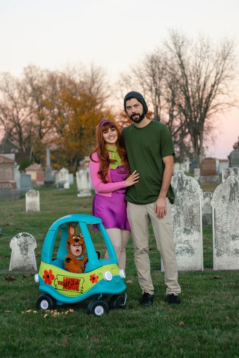 Three People Family Halloween Costumes, First Halloween Costumes Family Of 3, Cute Family Costumes For 3, Cute Family Of 3 Costumes, 3 Family Costume Ideas, Baby Scooby Doo Costume, Cozy Coupe Halloween Costume, Baby And Family Halloween Costumes, Diy Family Of 3 Halloween Costumes