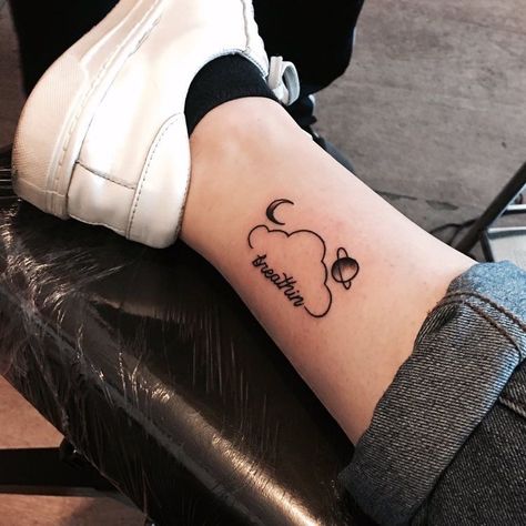 🌸🧚🏾‍♀️ Pinterest : @taelarshenell 🧚🏾‍♀️🌸 Breathin Tattoo, Cloud Tattoo, Tattoo Now, Tattoo Font, About Tattoo, Dainty Tattoos, Baby Tattoos, Simplistic Tattoos, Small Tattoo