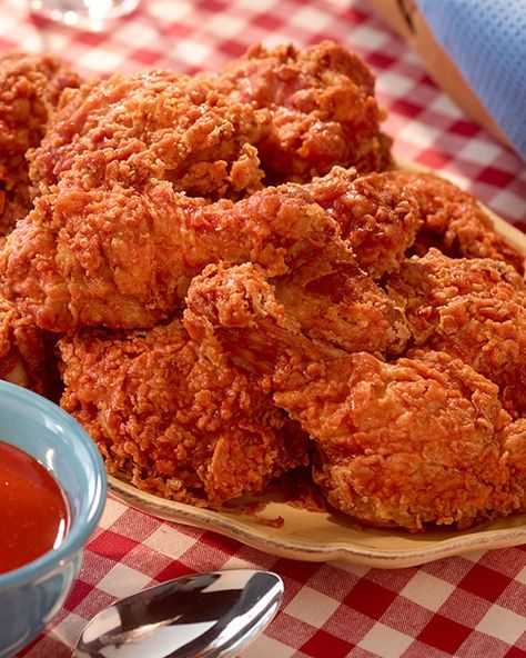 Louisiana Hot Sauce Recipe, Cajun Fried Chicken, Fried Chicken Recipe Southern, Hot Sauce Recipe, Chicken Shawarma Recipe, Louisiana Hot Sauce, Hot Sauce Recipes, Cajun Cooking, Louisiana Recipes