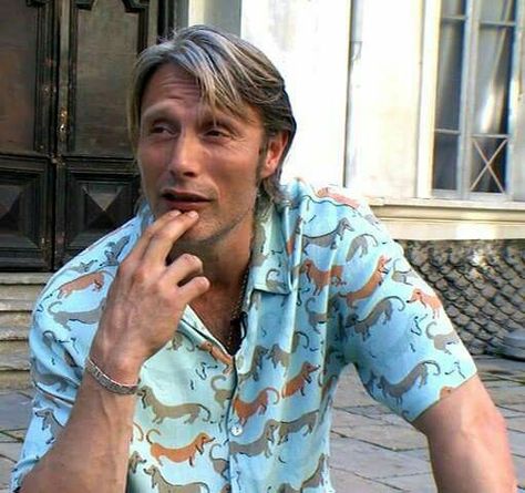 Hannibal in a doxie shirt Danish Men, Nbc Hannibal, Gary Oldman, Hugh Dancy, Hannibal Lecter, Mads Mikkelsen, Professional Dancers, Michael Fassbender, Most Beautiful Man