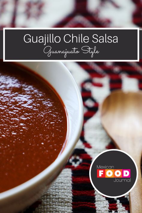 Chile Salsa Recipe, Mild Salsa Recipe, Authentic Mexican Salsa Recipe, Guajillo Chile, Cactus Salad, Guajillo Sauce, Authentic Mexican Salsa, Simple Salsa, Chile Salsa