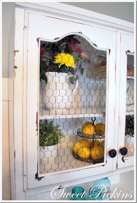 Fun And Easy Diy Chicken Wire Projects - the Imperfectly Happy home Chicken Wire Cabinets, Distressed Cabinets, Cocina Shabby Chic, Painted Closet, Rustic Kitchen Cabinets, Distressed Furniture, Chic Kitchen, Shabby Chic Kitchen, Chicken Wire