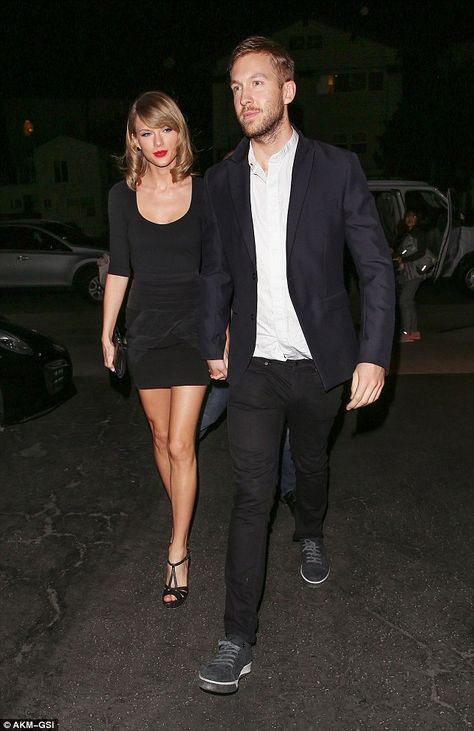 Taylor Swift and Calvin Harris head out for a bite to eat in California Taylor Swift And Calvin, At Home Outfits, Taylor Swift Funny, Calvin Harris, Taylor Swift Concert, Celebrity Couples, Role Models, Celebrity News, Date Night